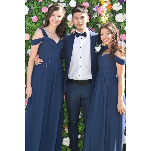 Lulu’s Elegant Navy Blue Wedding/Prom Maxi Dress - Picture 9 of 11